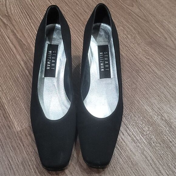 Stuart Weitzman Women's Vintage Style Ribbed Navy Blue Heels Size 7.5 AA - Picture 2 of 9